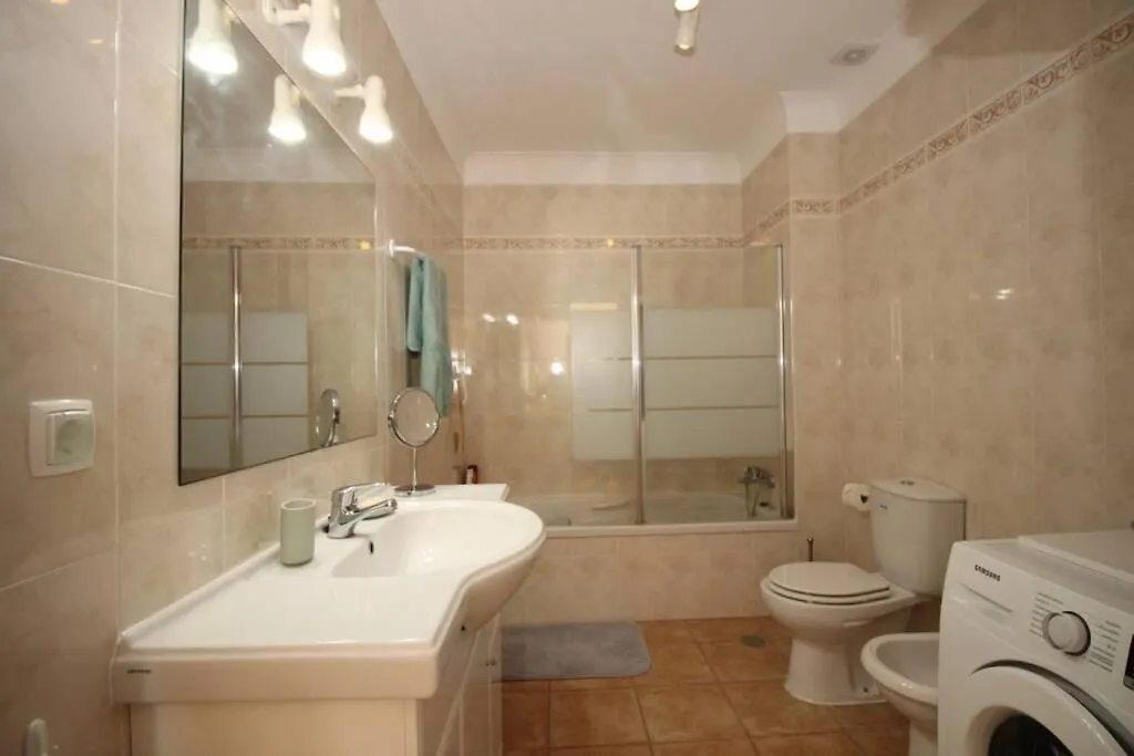 Bright And Central Apartment - Praia Da Luz Portugal