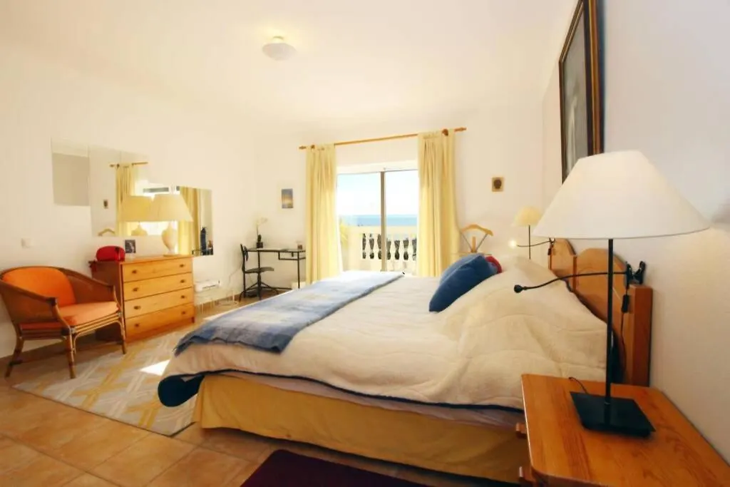 Bright And Central Apartment - Praia Da Luz 0*,  Portugal